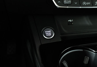 Подержанный автомобиль Audi A5 Coupe 2020 года (21 фото)