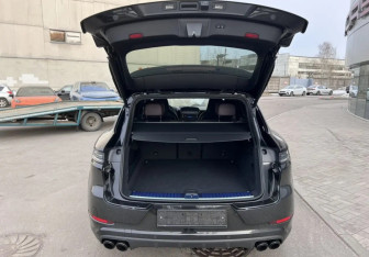 Новый Porsche Cayenne 2025 (5 фото)