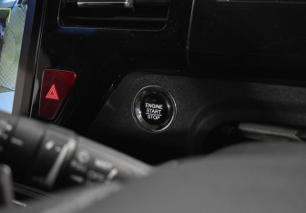 Подержанный автомобиль Honda Stepwgn 2018 года (17 фото)