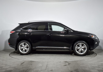 Подержанный автомобиль Lexus RX 2013 года (4 фото)
