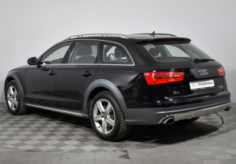 Подержанный автомобиль Audi A6 allroad 2013 года (7 фото)