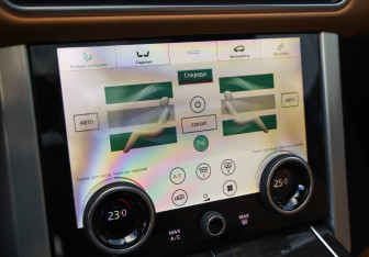 Подержанный автомобиль Land Rover Range Rover 2019 года (23 фото)