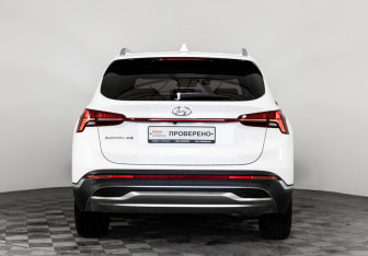 Подержанный автомобиль Hyundai Santa Fe 2020 года (7 фото)