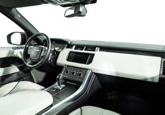 Подержанный автомобиль Land Rover Range Rover Sport 2013 года (9 фото)