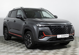 Подержанный автомобиль Changan CS35PLUS 2023 года (3 фото)