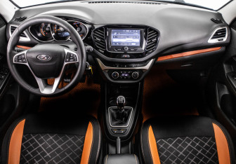 Подержанный автомобиль LADA (ВАЗ) Vesta Wagon 2019 года (11 фото)