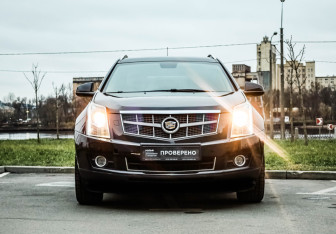 Подержанный автомобиль Cadillac SRX 2012 года (4 фото)