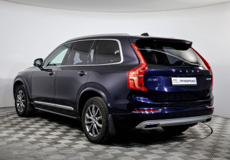 Подержанный автомобиль Volvo XC90 2016 года (7 фото)