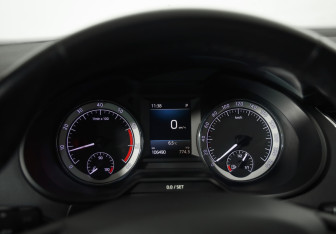Подержанный автомобиль Skoda Octavia Liftback 2018 года (11 фото)