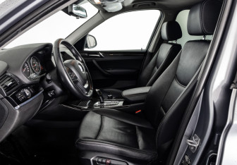 Подержанный автомобиль BMW X3 2014 года (18 фото)