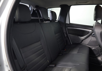 Подержанный автомобиль Renault Duster 2018 года (13 фото)