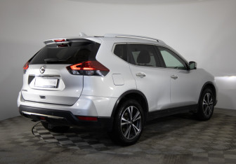 Подержанный автомобиль Nissan X-Trail 2020 года (5 фото)