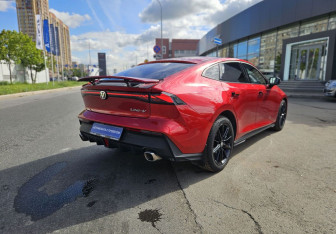 Подержанный автомобиль Changan UNI-V 2024 года (4 фото)