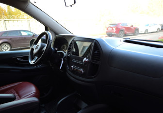 Подержанный автомобиль Mercedes-Benz Vito 2016 года (10 фото)