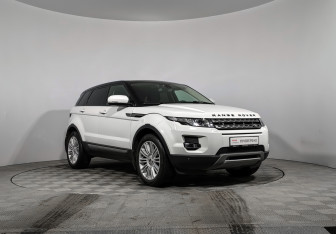 Подержанный автомобиль Land Rover Range Rover Evoque 2013 года (3 фото)