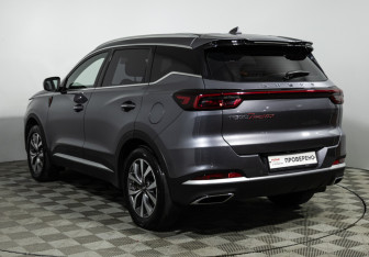 Подержанный автомобиль Chery Tiggo 7 Pro Max 2023 года (7 фото)