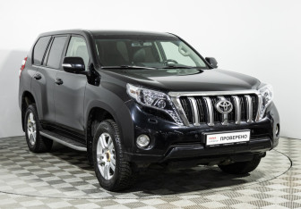 Подержанный автомобиль Toyota Land Cruiser Prado 2015 года (3 фото)