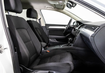 Подержанный автомобиль Volkswagen Passat Sedan 2016 года (27 фото)