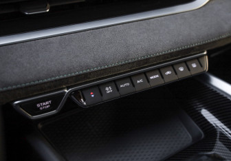 Подержанный автомобиль Geely Preface 2023 года (25 фото)