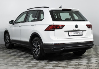 Подержанный автомобиль Volkswagen Tiguan 2021 года (7 фото)