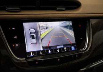 Подержанный автомобиль Cadillac XT6 2021 года (19 фото)