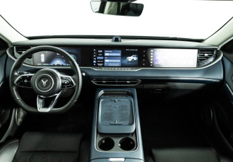 Подержанный автомобиль Voyah Free 2023 года (13 фото)