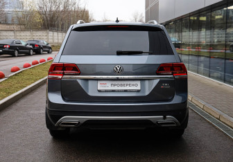 Подержанный автомобиль Volkswagen Teramont 2018 года (5 фото)