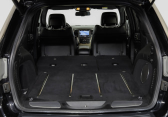 Подержанный автомобиль Jeep Grand Cherokee 2013 года (30 фото)