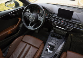 Подержанный автомобиль Audi A5 Coupe 2019 года (10 фото)