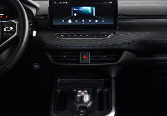 Подержанный автомобиль Haval Jolion 2023 года (16 фото)