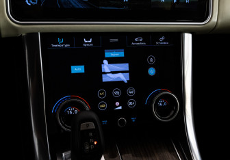 Подержанный автомобиль Land Rover Range Rover Sport 2013 года (18 фото)