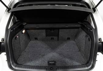 Подержанный автомобиль Volkswagen Tiguan 2013 года (16 фото)