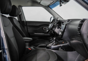 Подержанный автомобиль Kia Soul 2017 года (25 фото)