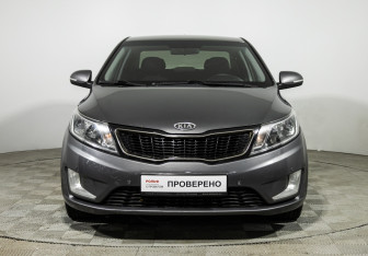 Подержанный автомобиль Kia Rio Sedan 2012 года (2 фото)
