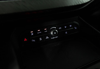 Подержанный автомобиль Haval F7x 2024 года (18 фото)