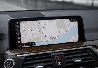 Подержанный автомобиль BMW X3 2019 года (16 фото)