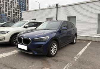 Подержанный автомобиль BMW X1 2019 года (1 фото)