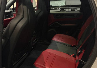 Новый Porsche Cayenne 2025 (7 фото)