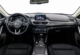 Подержанный автомобиль Mazda 6 Sedan 2016 года (10 фото)