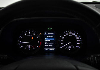 Подержанный автомобиль Hyundai Tucson 2019 года (18 фото)