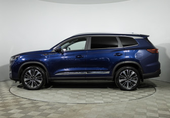 Подержанный автомобиль Chery Tiggo 8 Pro Max 2023 года (8 фото)