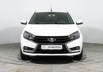 Подержанный автомобиль LADA (ВАЗ) Vesta Sedan 2018 года (2 фото)