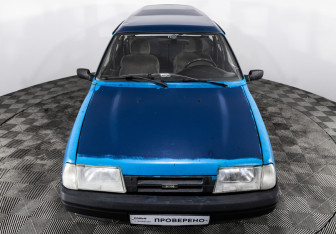 Подержанный автомобиль ИЖ 21261 «Фабула» 2005 года (4 фото)