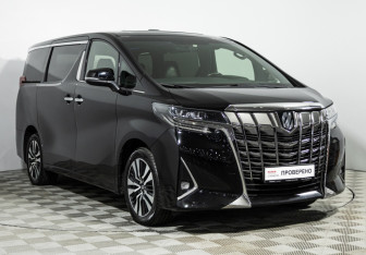 Подержанный автомобиль Toyota Alphard 2019 года (3 фото)