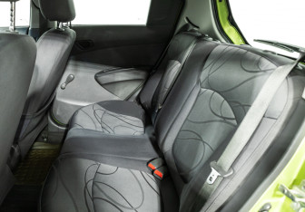 Подержанный автомобиль Chevrolet Spark 2012 года (10 фото)