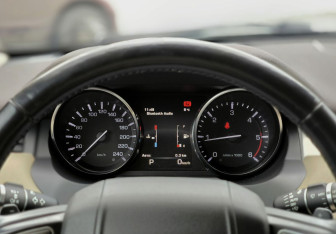 Подержанный автомобиль Land Rover Range Rover Evoque 2015 года (28 фото)