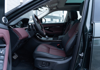 Новый Land Rover Range Rover Evoque 2025 (8 фото)