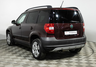 Подержанный автомобиль Skoda Yeti 2010 года (7 фото)