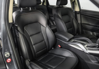 Подержанный автомобиль Geely Atlas 2021 года (23 фото)