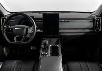 Подержанный автомобиль Jaecoo J7 2023 года (16 фото)